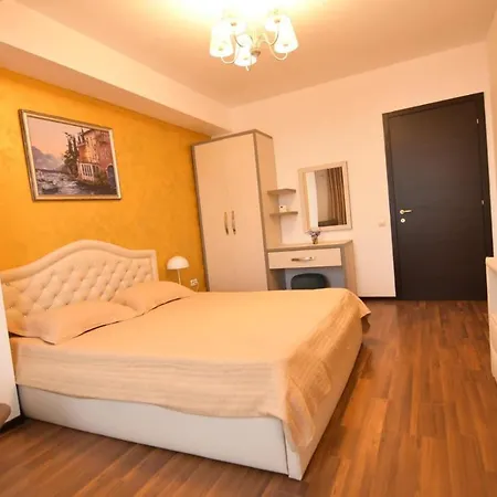 Cris Summerland Apartamento *