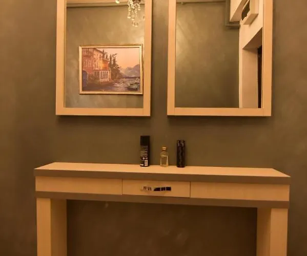 Cris Summerland Apartment Mamaia